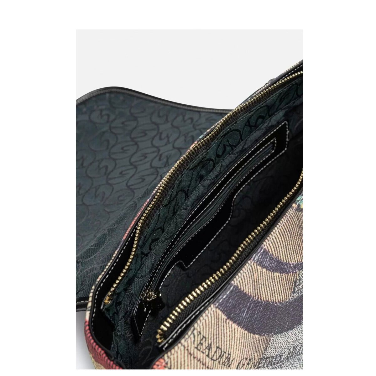 Borsa donna a tracolla – Gattinoni Planetarium – Flap Bag con patta Classico Nero - immagine 3